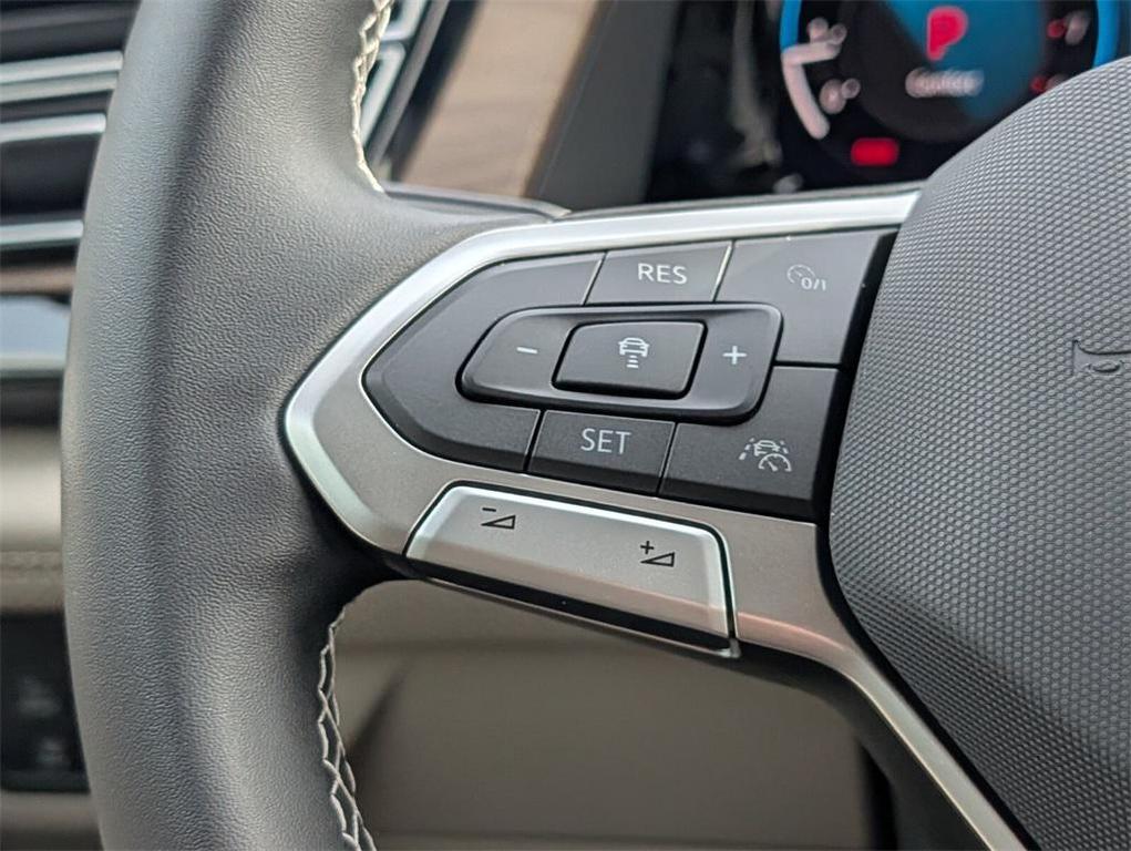 new 2026 Volkswagen Atlas car, priced at $39,682