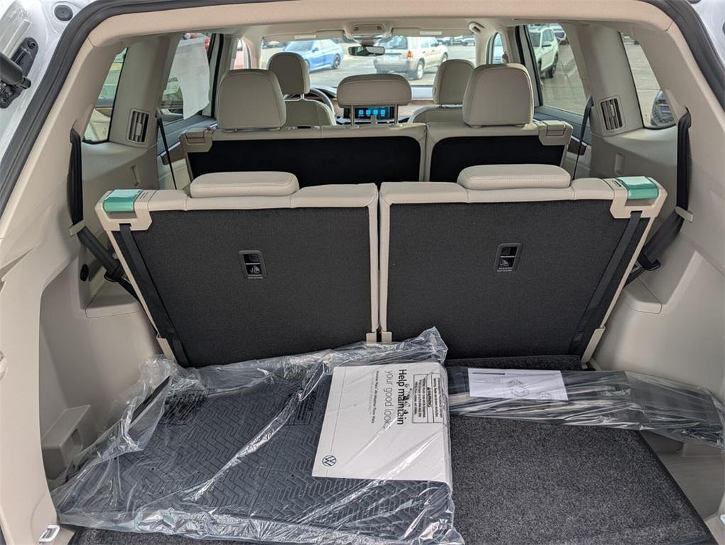 new 2026 Volkswagen Atlas car, priced at $39,682