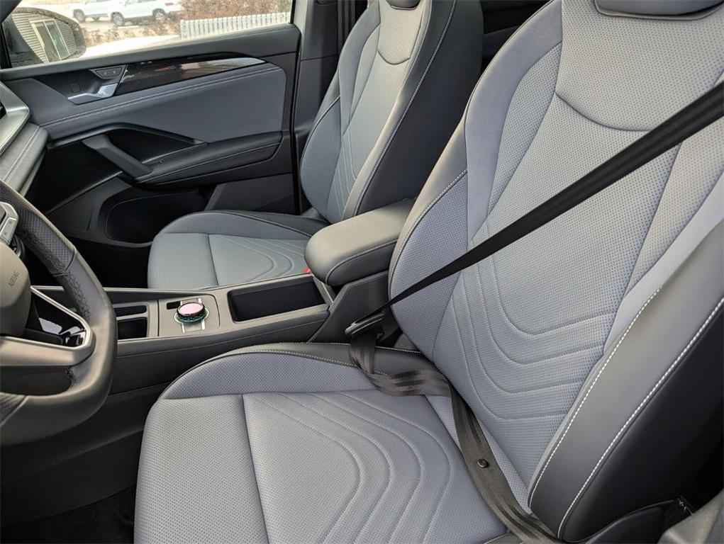 new 2026 Volkswagen Tiguan car, priced at $38,854