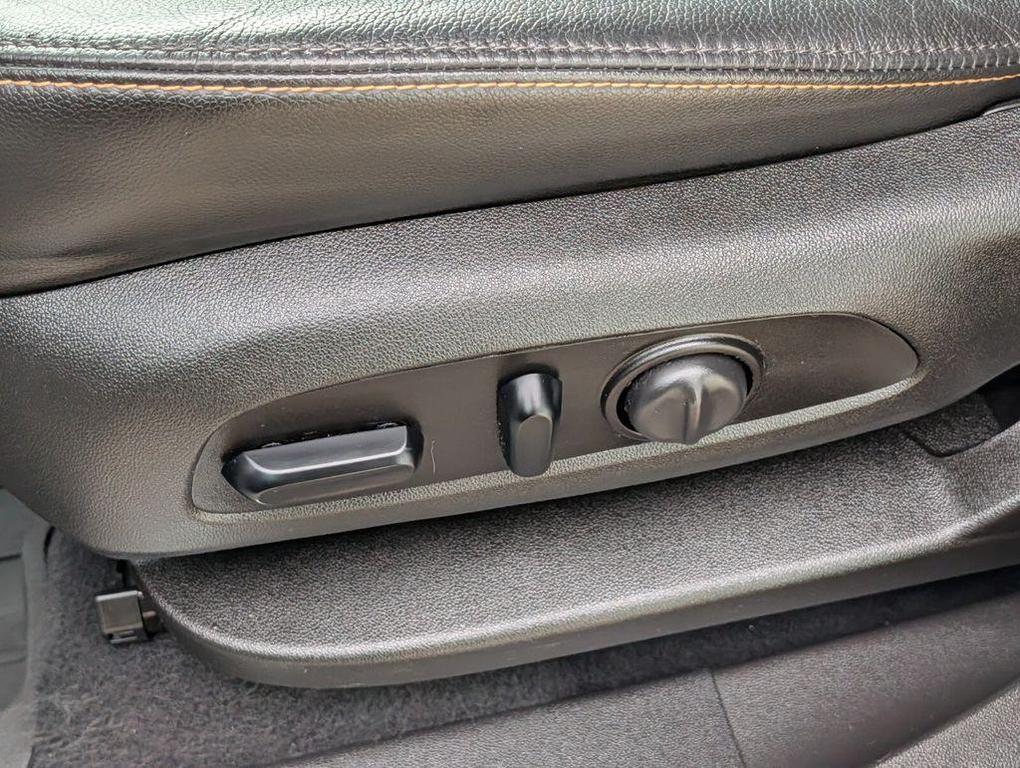 used 2021 Chevrolet Equinox car, priced at $21,491
