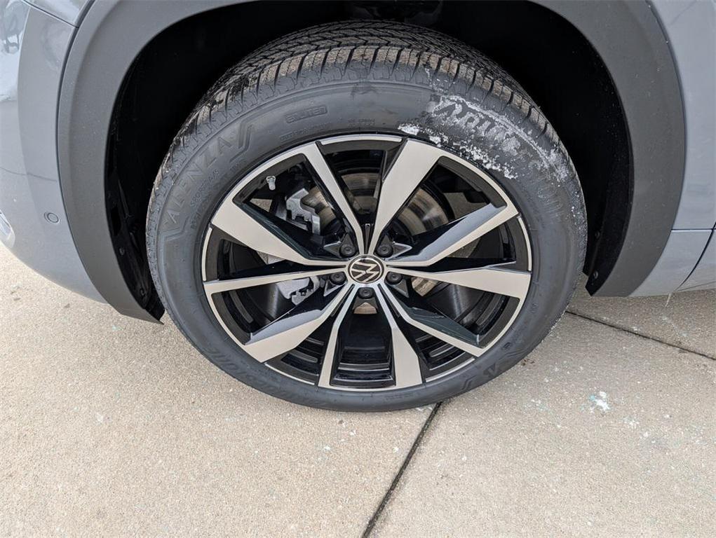 new 2026 Volkswagen Atlas car, priced at $52,831