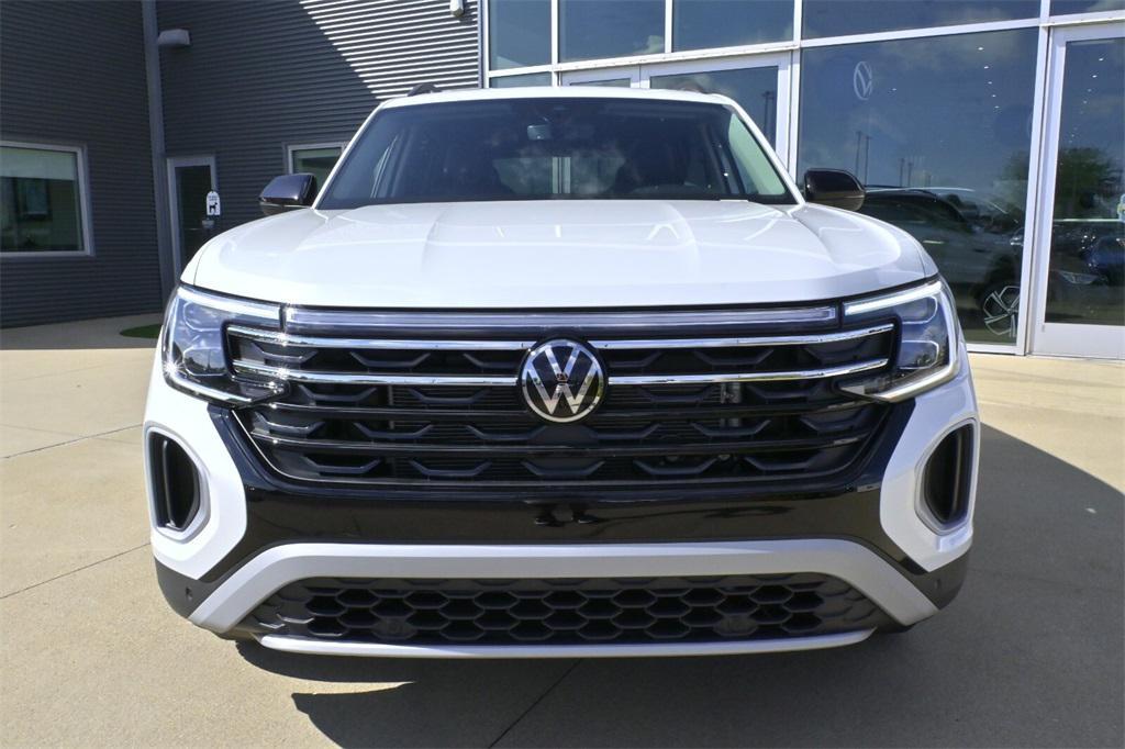 new 2026 Volkswagen Atlas car, priced at $46,862