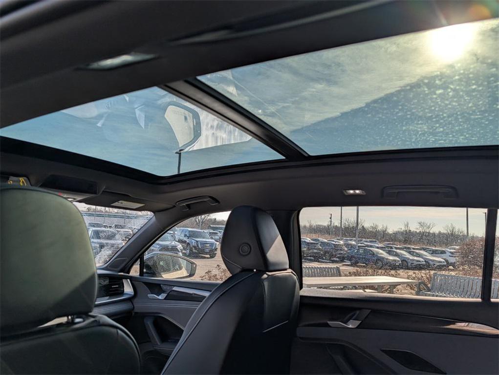 new 2026 Volkswagen Tiguan car, priced at $39,233