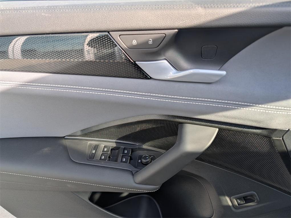 new 2026 Volkswagen Tiguan car, priced at $39,233