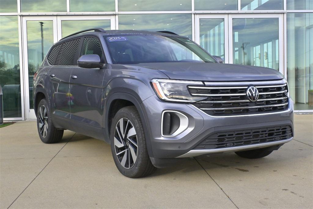used 2025 Volkswagen Atlas car, priced at $32,491
