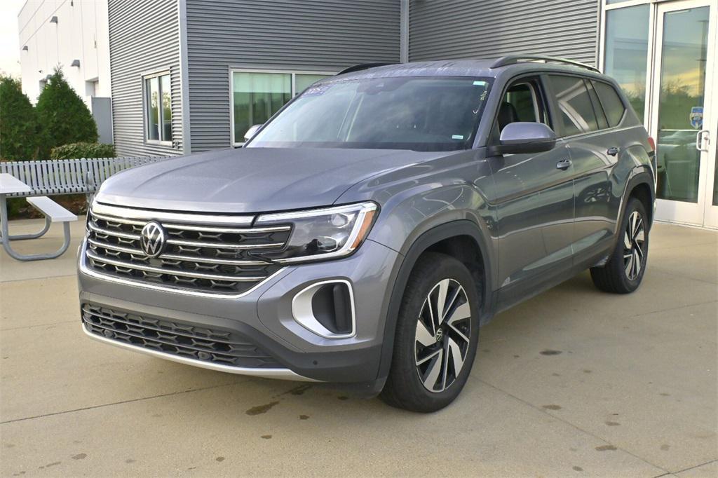 used 2025 Volkswagen Atlas car, priced at $32,491