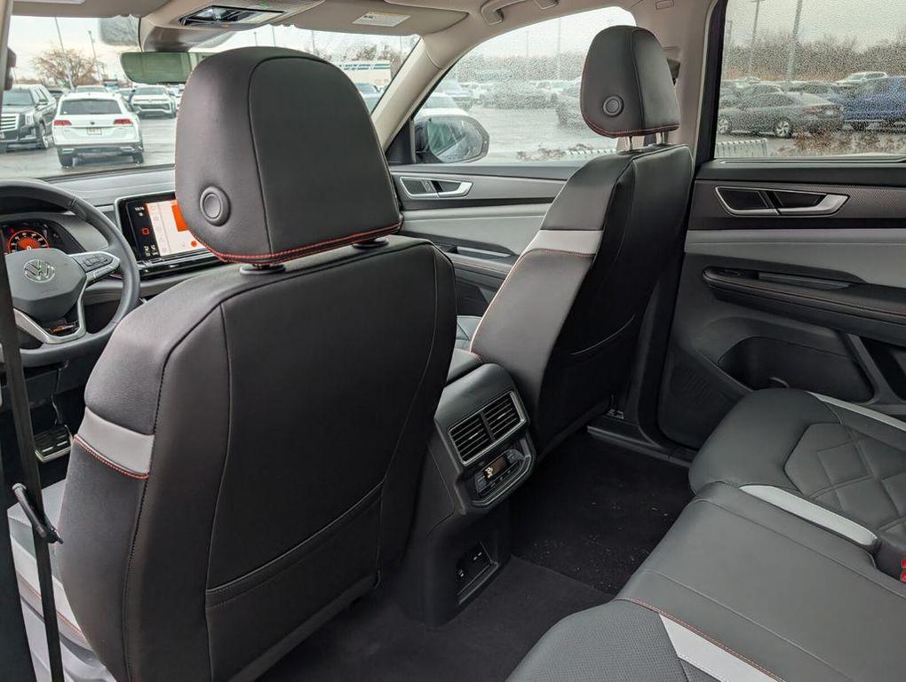 new 2026 Volkswagen Atlas car, priced at $47,020