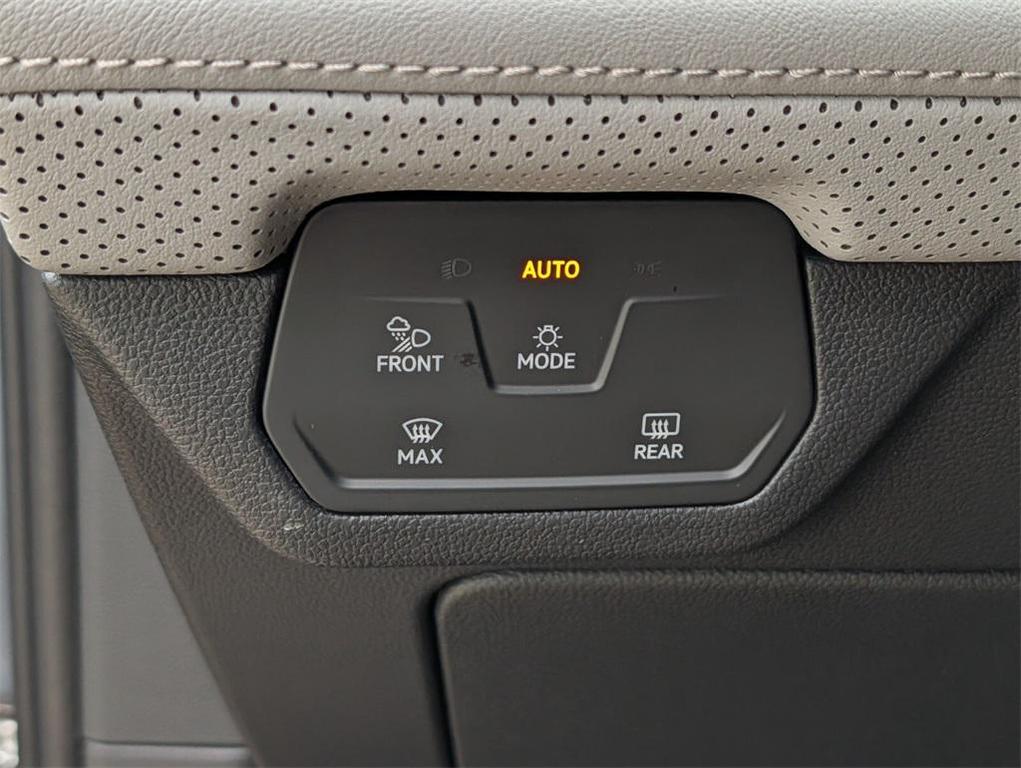 new 2026 Volkswagen Atlas car, priced at $46,020