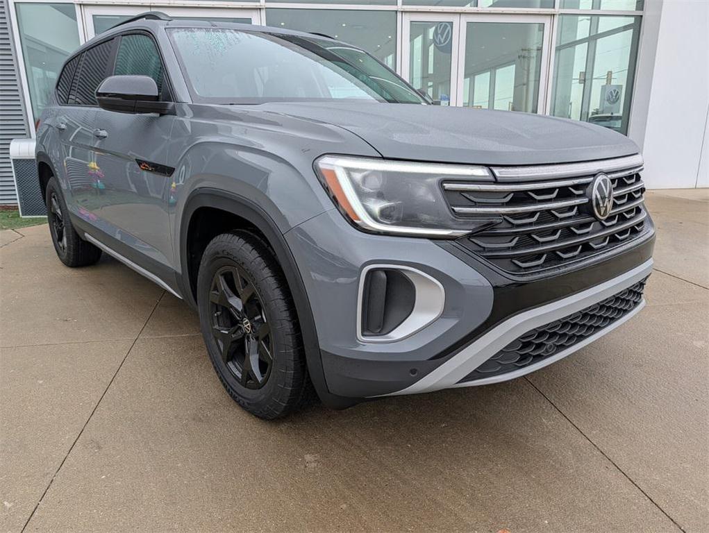 new 2026 Volkswagen Atlas car, priced at $46,020