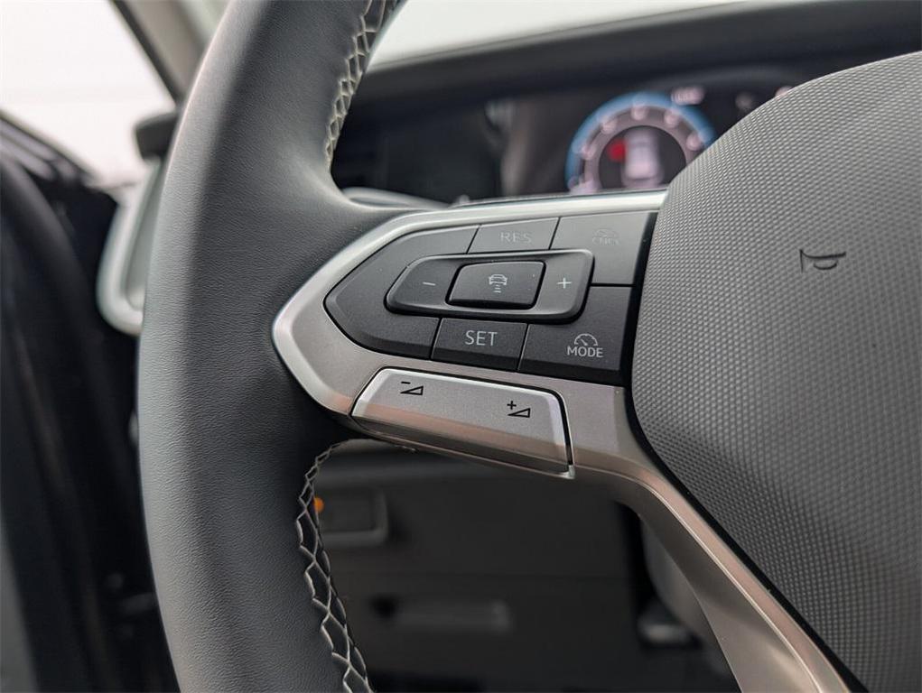 new 2026 Volkswagen Tiguan car, priced at $32,376