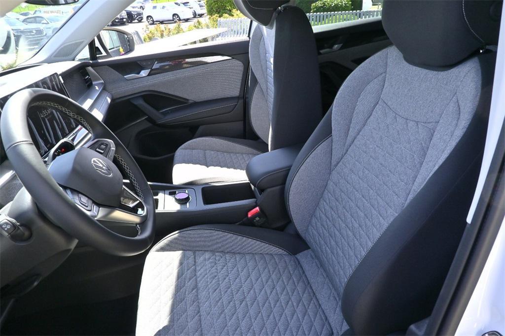 new 2025 Volkswagen Tiguan car, priced at $28,851