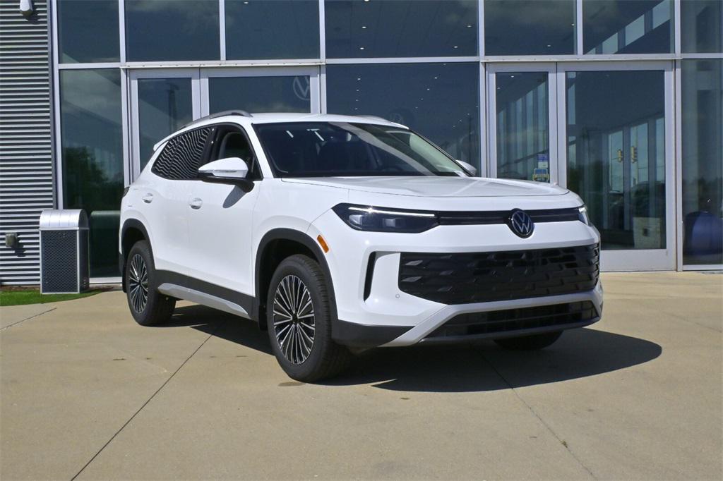new 2025 Volkswagen Tiguan car, priced at $28,851