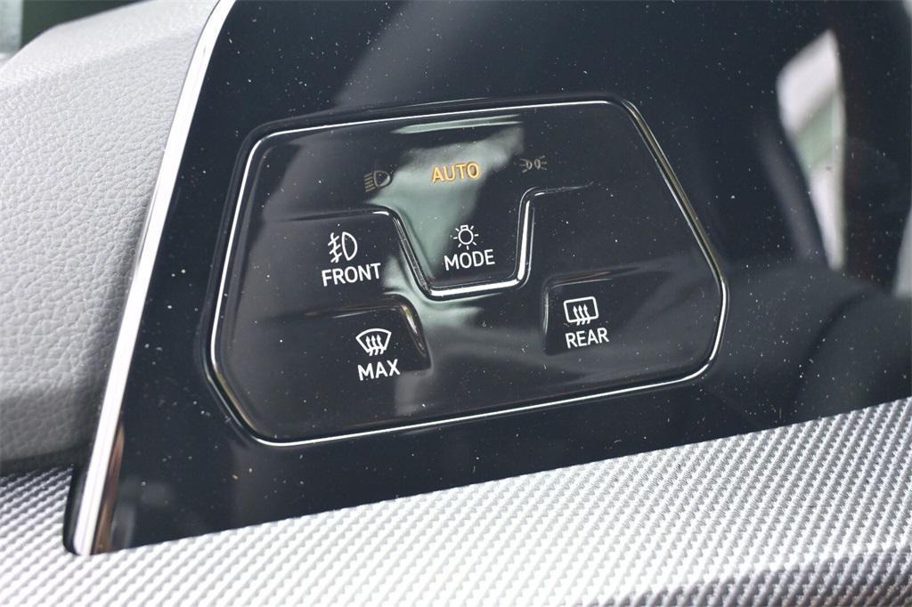 new 2025 Volkswagen Golf GTI car, priced at $31,173