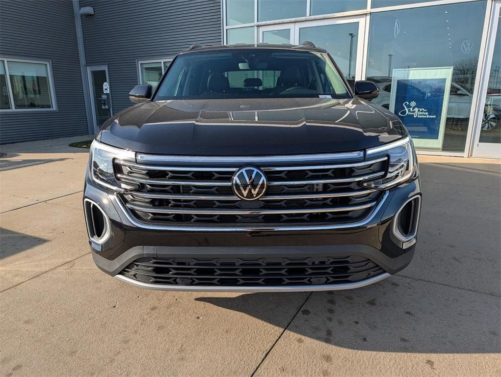 new 2026 Volkswagen Atlas car, priced at $39,465
