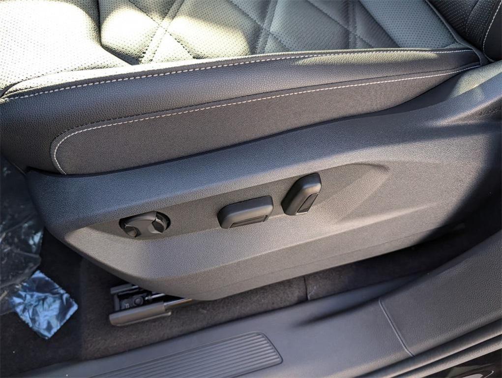 new 2026 Volkswagen Atlas car, priced at $39,465