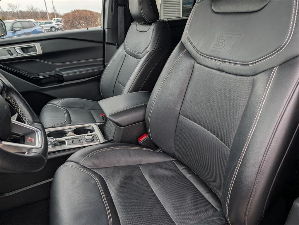used 2022 Ford Explorer car, priced at $32,791