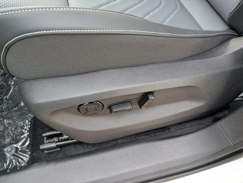 new 2026 Volkswagen Tiguan car, priced at $39,291