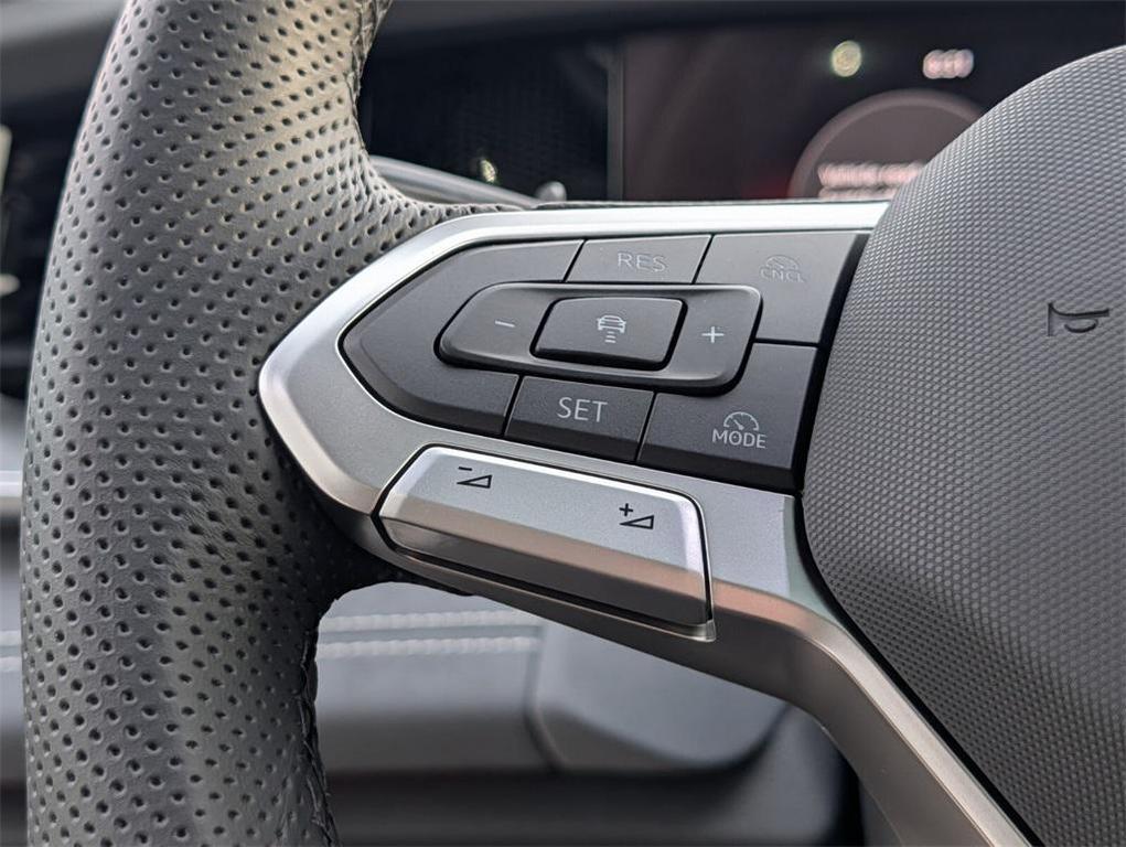 new 2026 Volkswagen Tiguan car, priced at $39,291