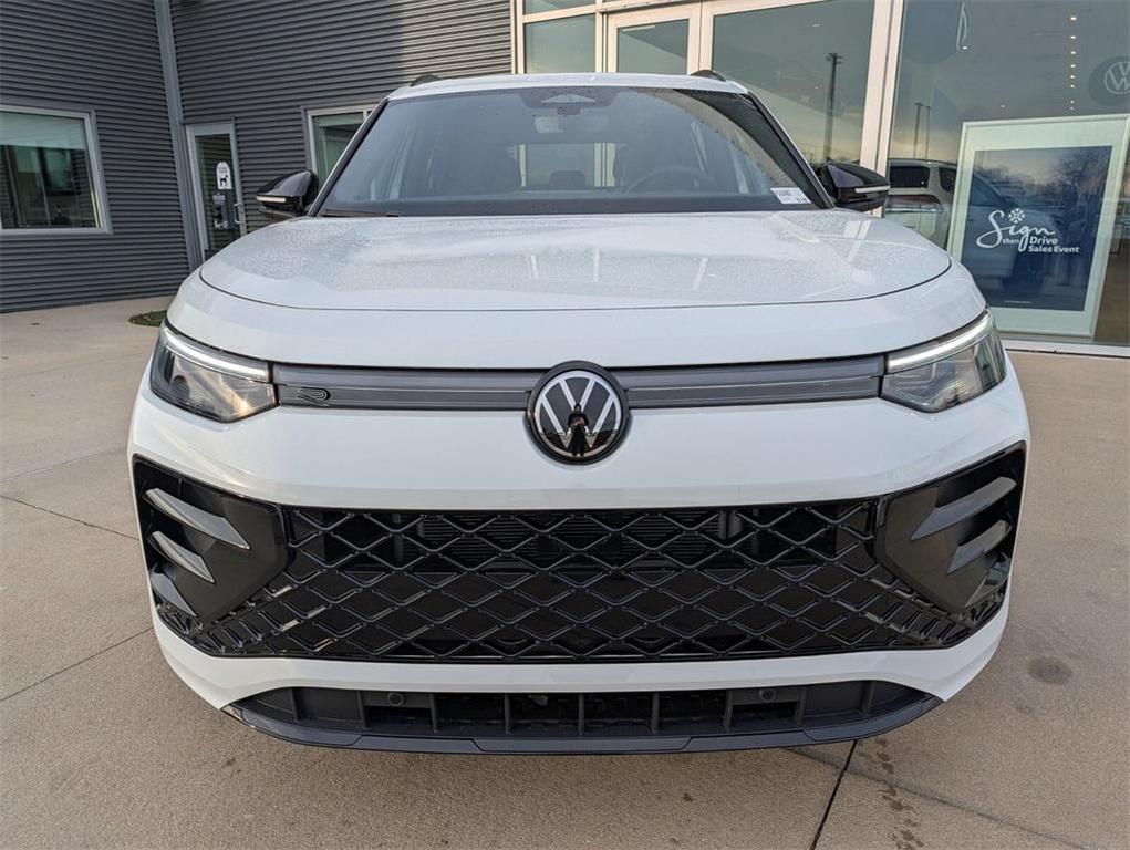 new 2026 Volkswagen Tiguan car, priced at $39,291