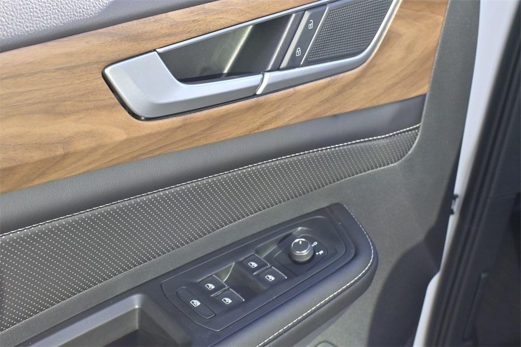 new 2026 Volkswagen Atlas car, priced at $45,167