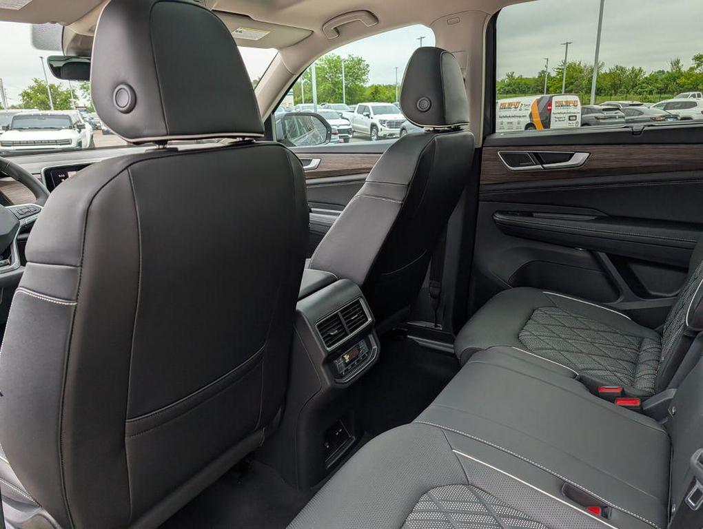 new 2026 Volkswagen Atlas car, priced at $50,955