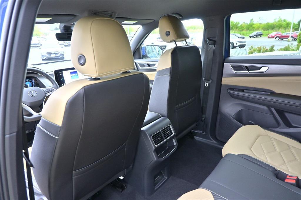 new 2026 Volkswagen Atlas Cross Sport car, priced at $39,450