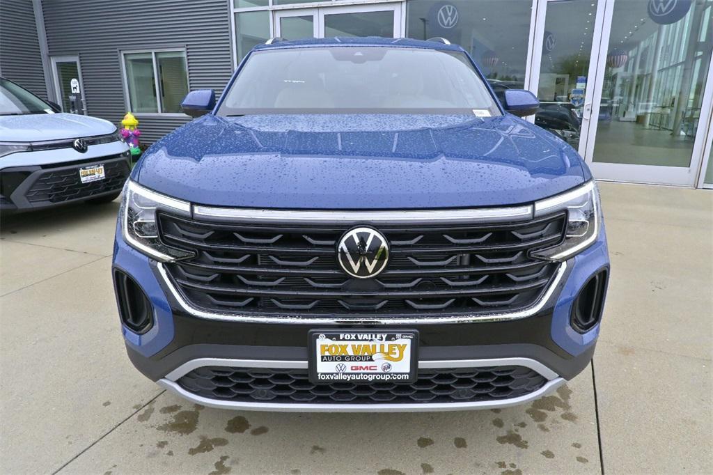 new 2026 Volkswagen Atlas Cross Sport car, priced at $39,450