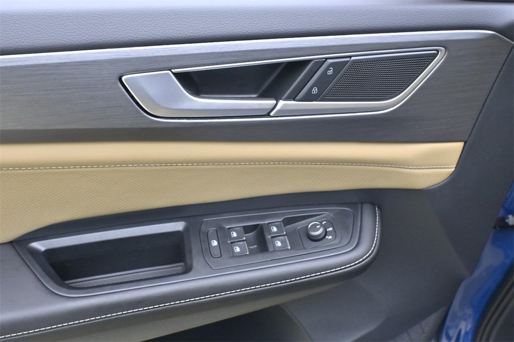 new 2026 Volkswagen Atlas Cross Sport car, priced at $39,450