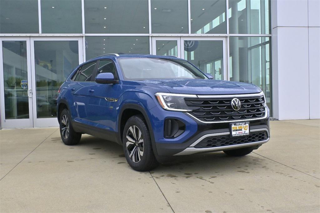 new 2026 Volkswagen Atlas Cross Sport car, priced at $39,450