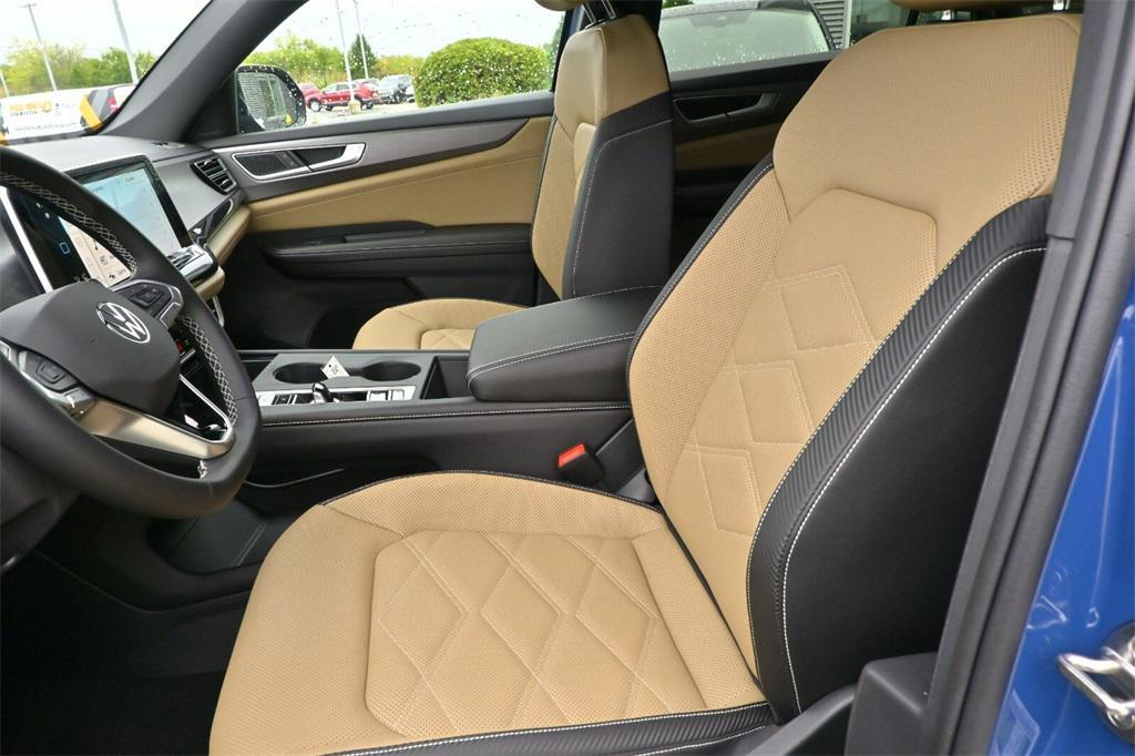 new 2026 Volkswagen Atlas Cross Sport car, priced at $39,450