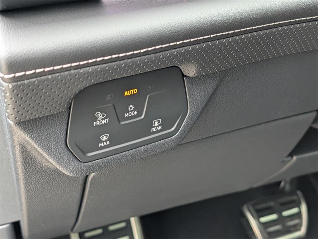 new 2026 Volkswagen Atlas Cross Sport car, priced at $51,919