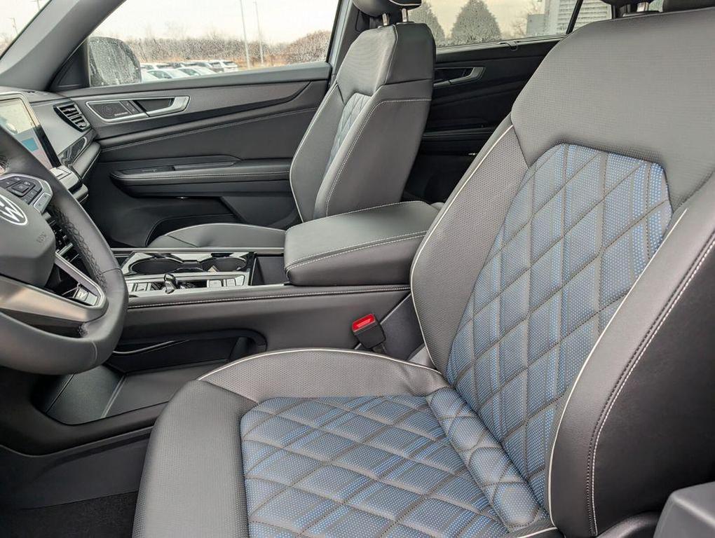 new 2026 Volkswagen Atlas Cross Sport car, priced at $49,919