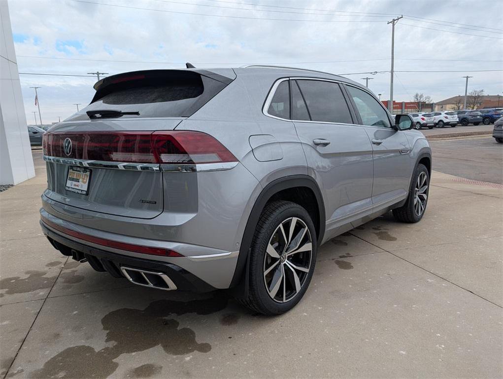 new 2026 Volkswagen Atlas Cross Sport car, priced at $51,919