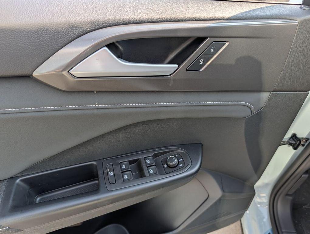 new 2026 Volkswagen Taos car, priced at $33,410