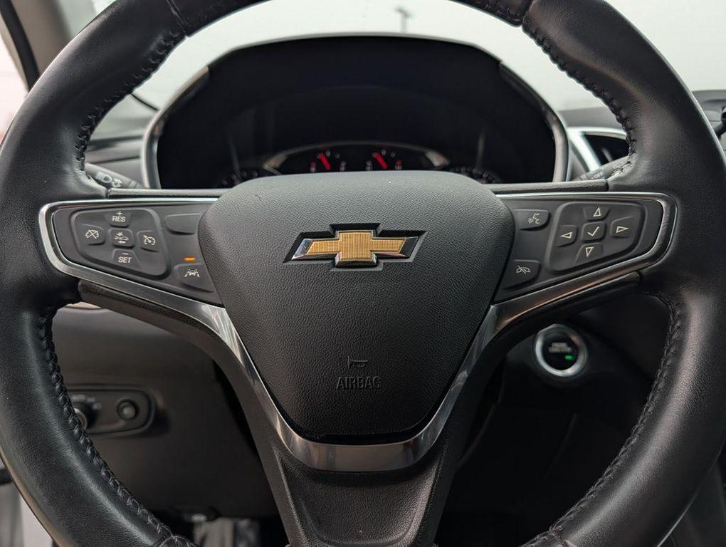 used 2021 Chevrolet Equinox car, priced at $18,991