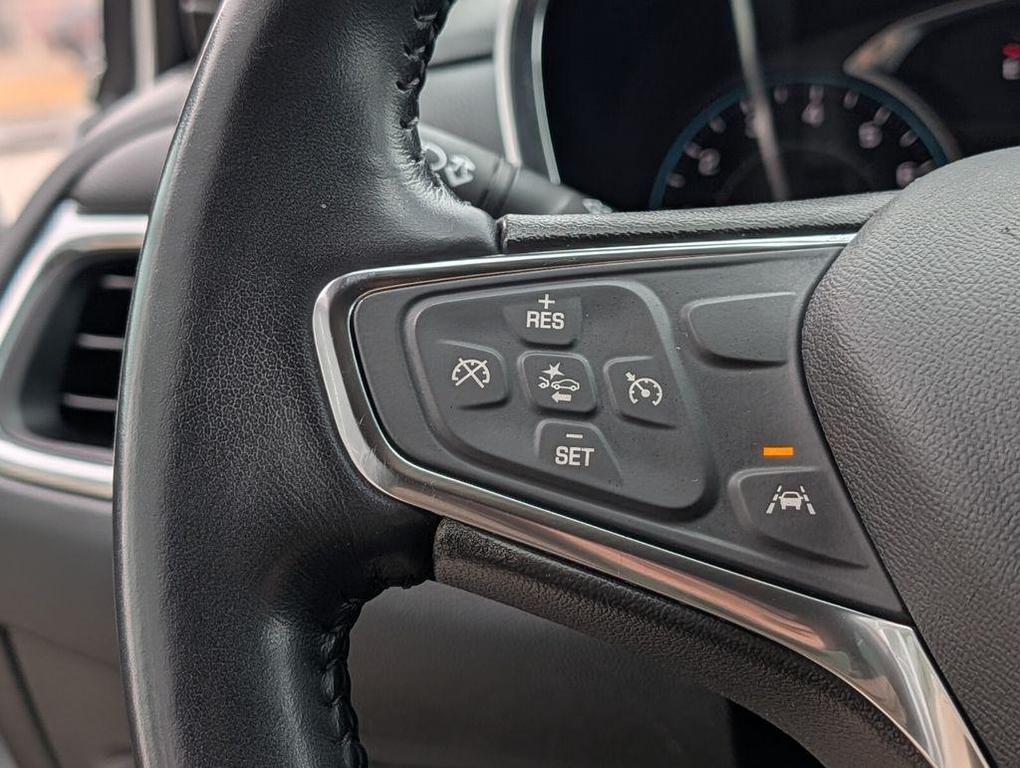 used 2021 Chevrolet Equinox car, priced at $18,991