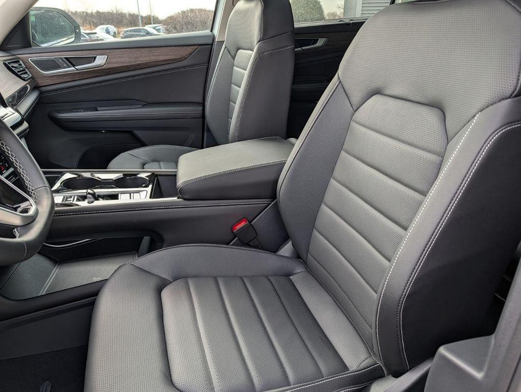 new 2026 Volkswagen Atlas car, priced at $48,773