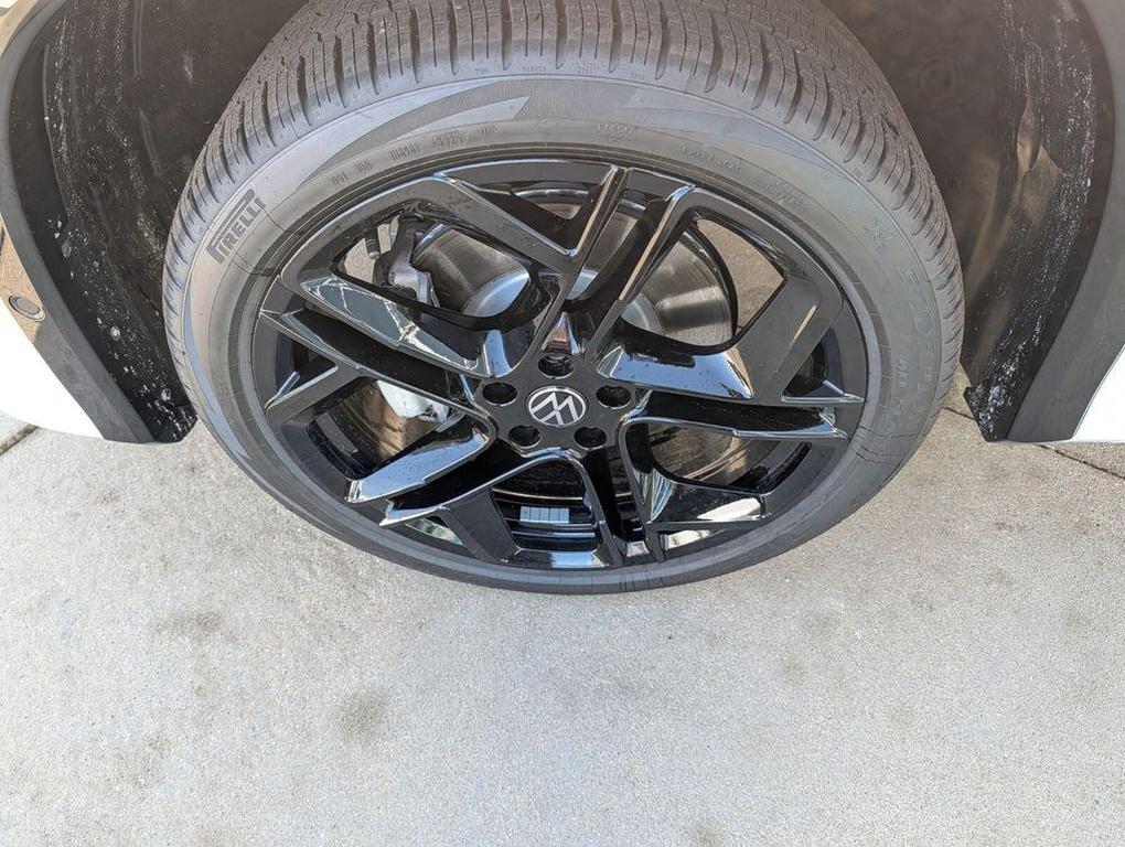 new 2026 Volkswagen Tiguan car, priced at $39,291