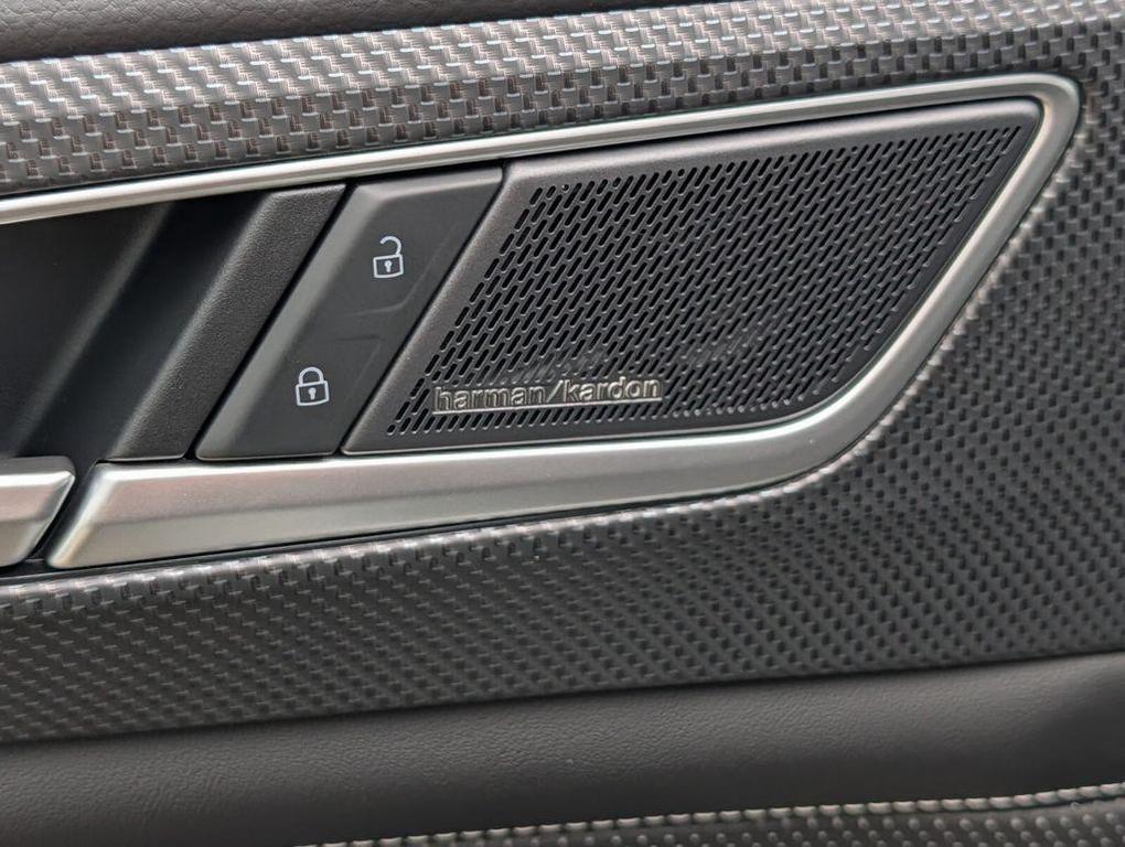 new 2026 Volkswagen Atlas Cross Sport car, priced at $51,197