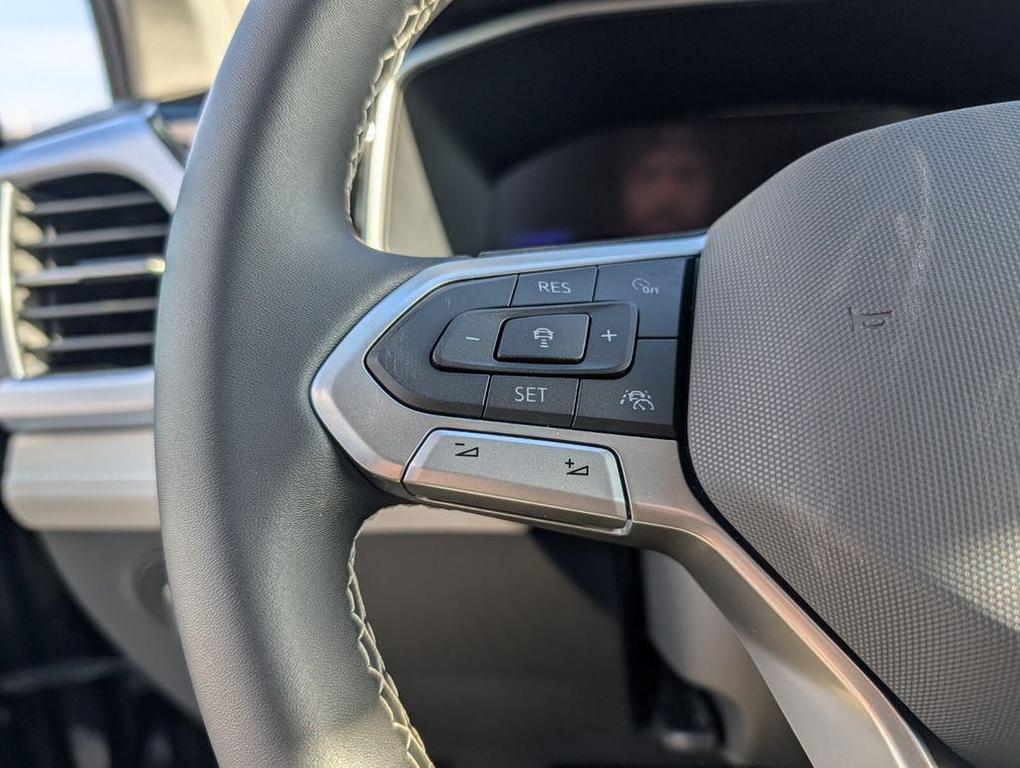 new 2026 Volkswagen Taos car, priced at $31,252