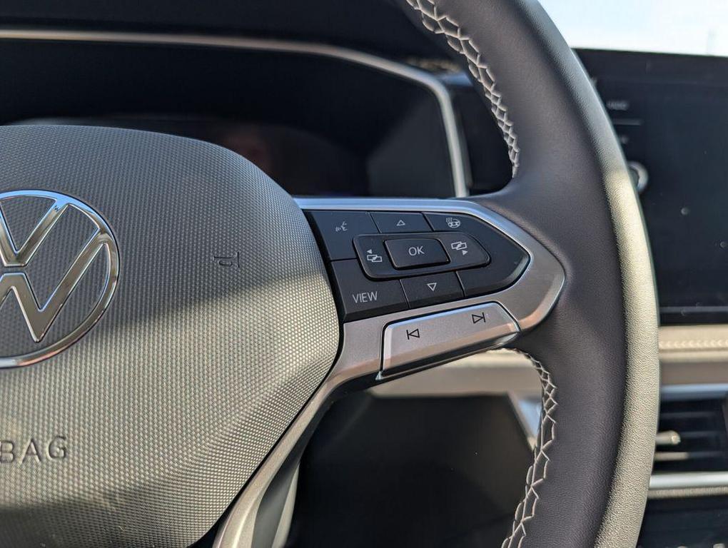 new 2026 Volkswagen Taos car, priced at $31,252