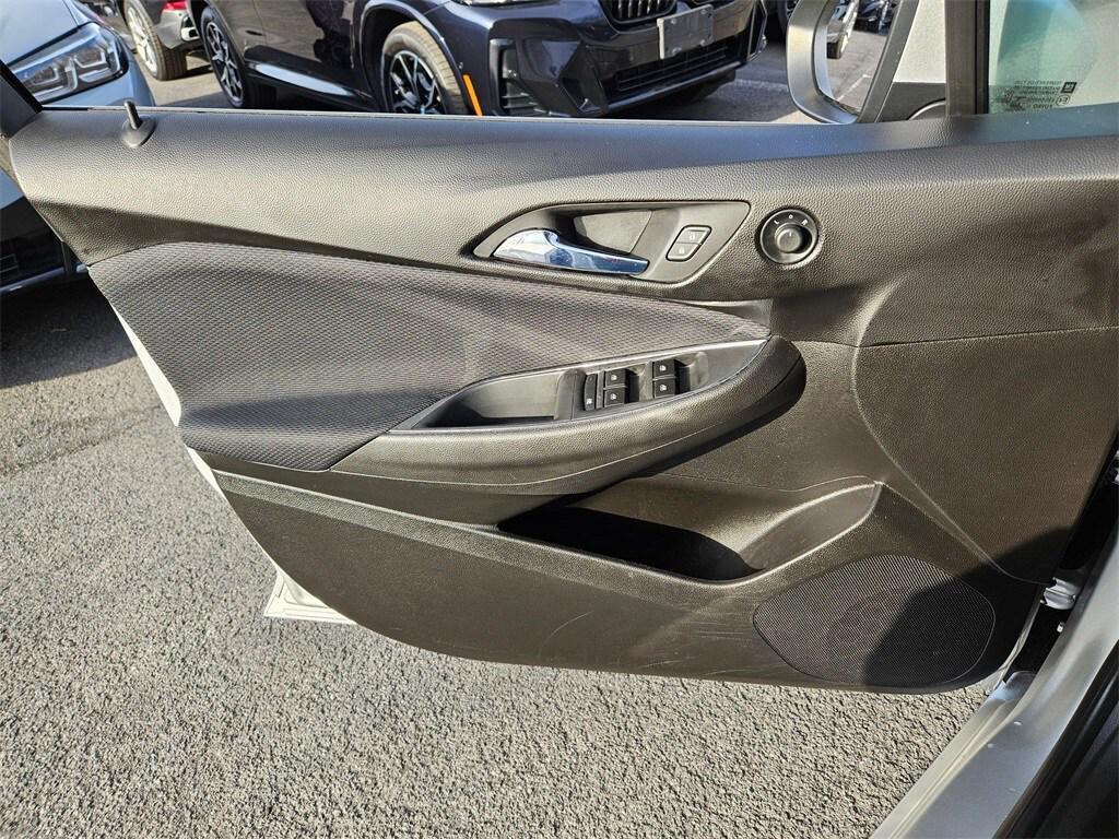 used 2018 Chevrolet Cruze car, priced at $10,500