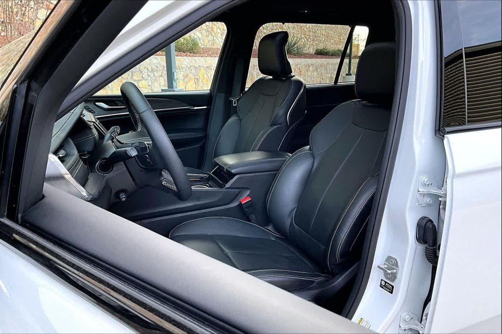 used 2024 Jeep Grand Cherokee L car, priced at $38,674