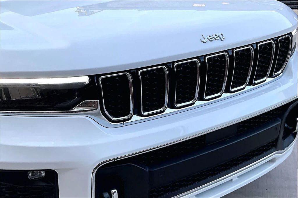 used 2024 Jeep Grand Cherokee L car, priced at $38,674