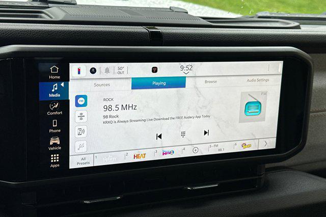 new 2026 Jeep Gladiator car, priced at $42,031