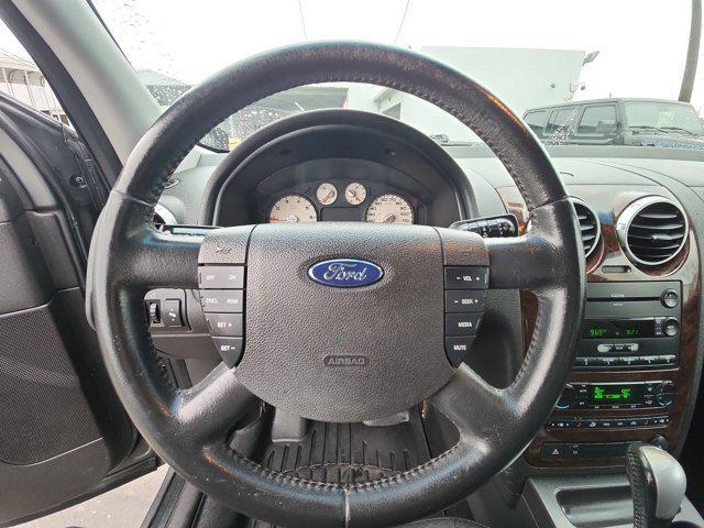 used 2005 Ford Freestyle car, priced at $4,999