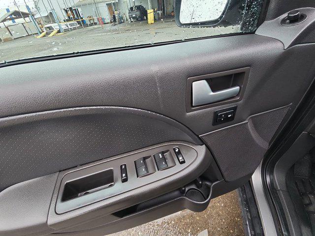 used 2005 Ford Freestyle car, priced at $4,999