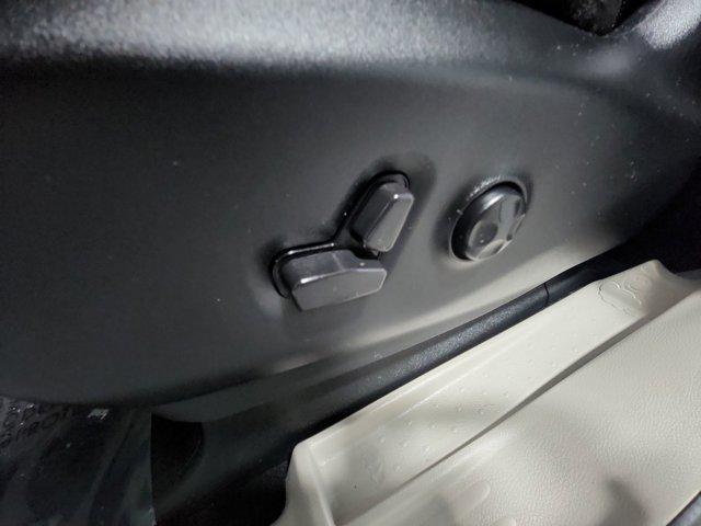 used 2024 Chrysler Pacifica car, priced at $25,669