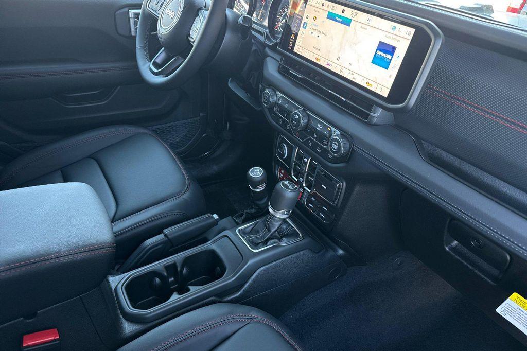 new 2026 Jeep Wrangler car, priced at $65,585