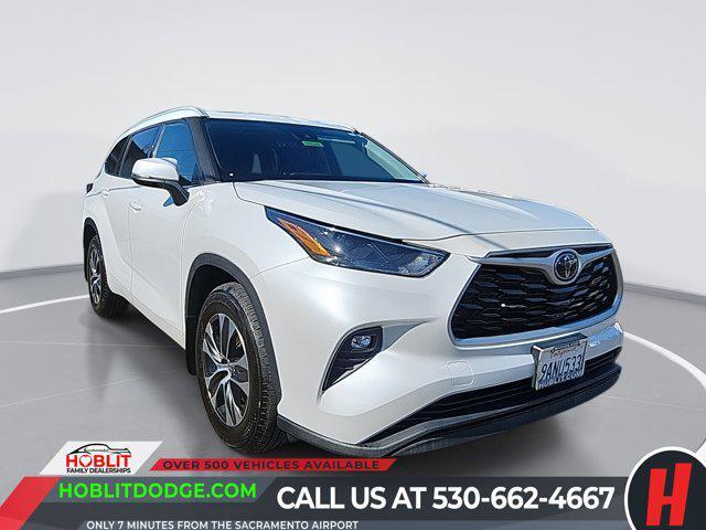 used 2022 Toyota Highlander car, priced at $25,944